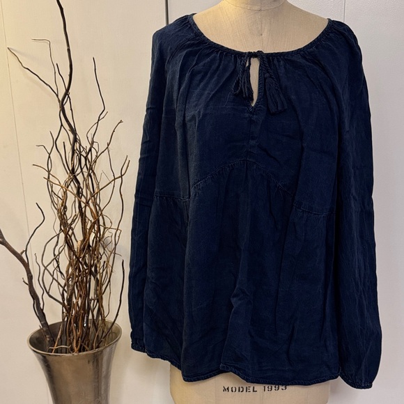 Old Navy Tops - Old Navy Navy Blue Women's Blouse